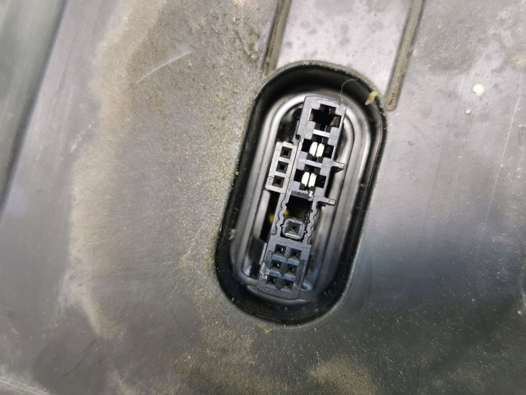 Frontscheinwerfer Mercedes-Benz W211 73485802 Rechts Scheinwerfer Headlight SCH8807743020hz