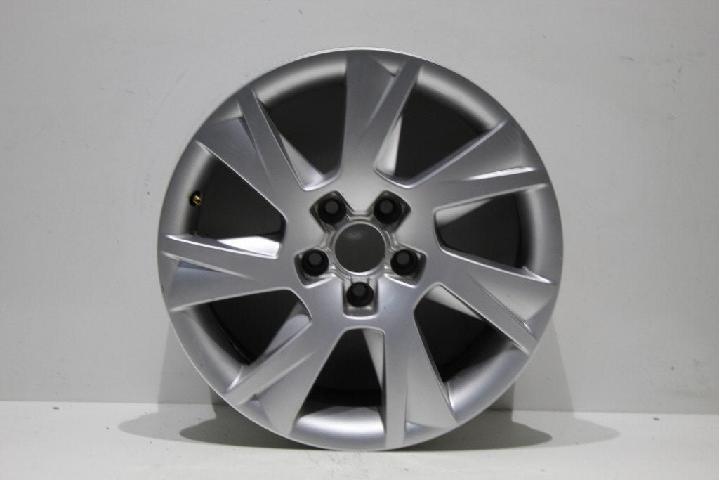 1x Alufelge 17 Zoll 7.5" 5x112 28ET Silber 8T0601025C Audi A5 Rim Wheel