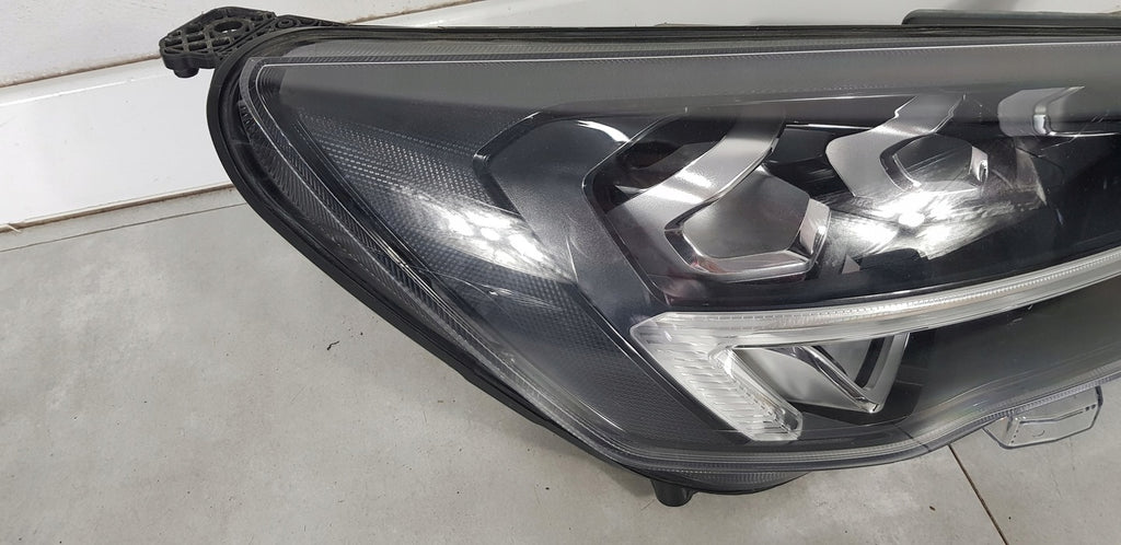 Frontscheinwerfer Ford Focus MX7B-13E014-EB LED Rechts Scheinwerfer Headlight