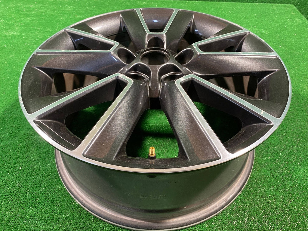 1x Alufelge 17 Zoll 7.0" 5x112 45ET 5L0601025F Skoda Yeti Rim Wheel FEL3690983754bz