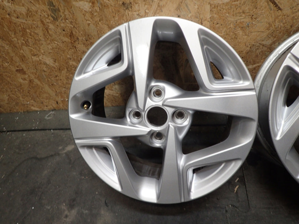 1x Alufelge 15 Zoll 6.0" 4x100 Hyundai Rim Wheel FEL8993618171mc