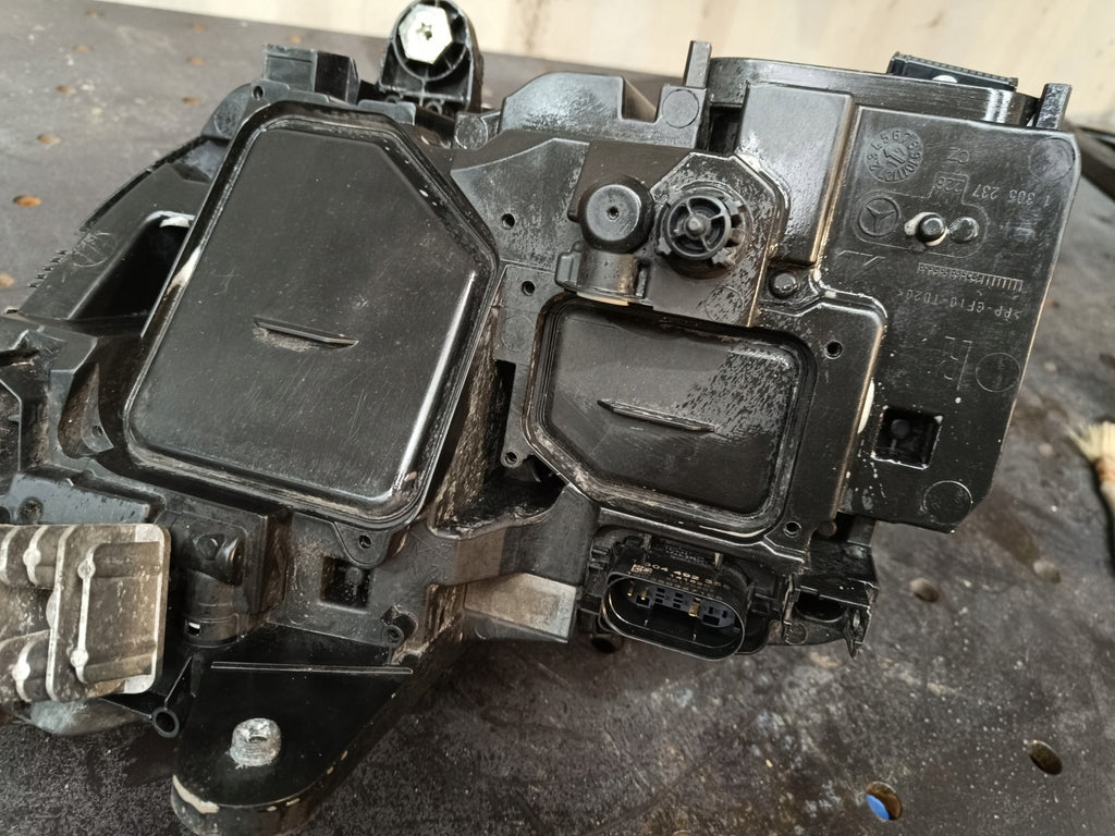 Frontscheinwerfer Mercedes-Benz W205 A2059062604 LED Rechts Headlight SCH7241848258ey