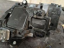 Laden Sie das Bild in den Galerie-Viewer, Frontscheinwerfer Mercedes-Benz W205 A2059062604 LED Rechts Headlight SCH7241848258ey