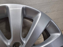 Load image into Gallery viewer, 1x Alufelge 17 Zoll 7.0&quot; 5x115 46ET 0P044K5 Opel Zafira C Rim Wheel
