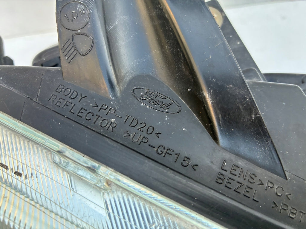 Frontscheinwerfer Ford Focus 4M51-13W030-E0 Xenon Ein Satz Headlight SCH3417839373ca