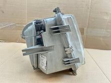 Load image into Gallery viewer, Frontscheinwerfer Mercedes-Benz Viano A6388202061 Rechts Scheinwerfer Headlight SCH5293878929vb