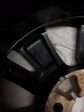 Load image into Gallery viewer, 1x Alufelge 16 Zoll 6.5&quot; 5x114.3 40ET Glanz N856012 Nissan Pulsar Rim Wheel