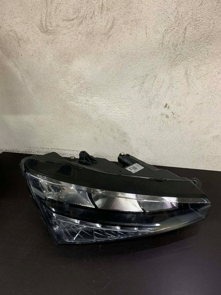 Frontscheinwerfer Skoda Scala 657941016 Rechts Scheinwerfer Headlight SCH6424765627qe