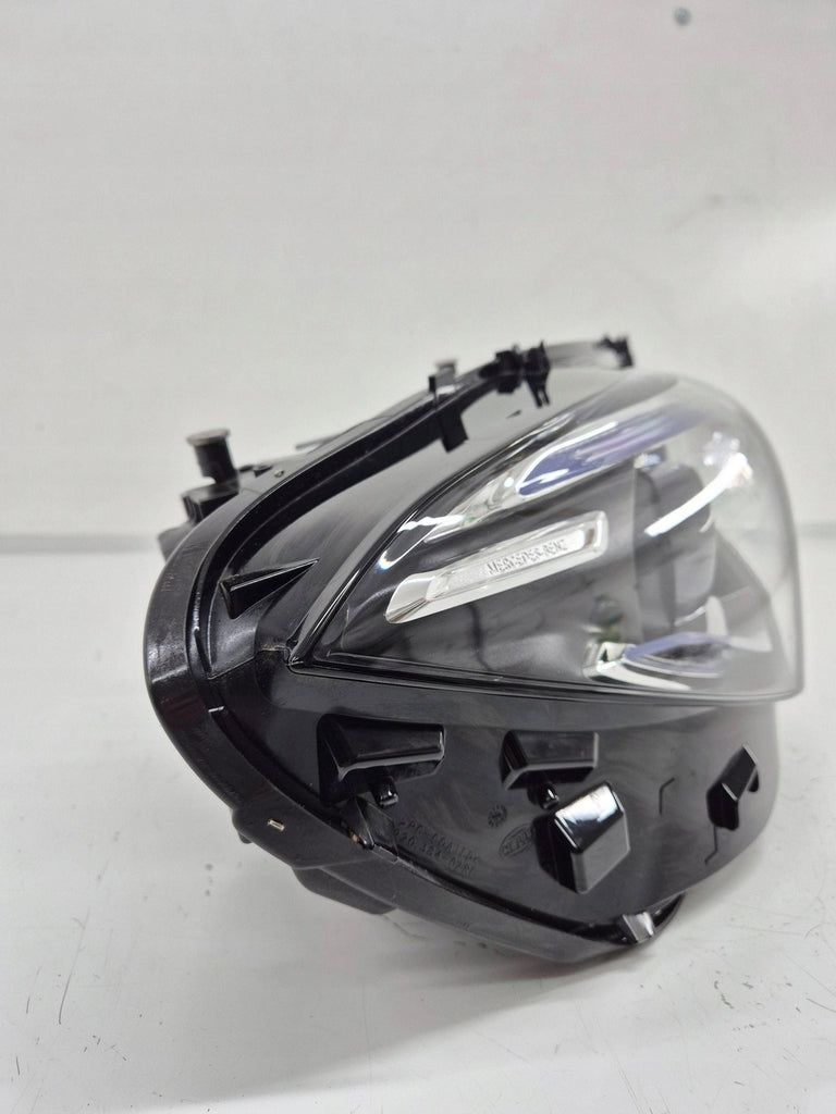Frontscheinwerfer Mercedes-Benz Cla X118 C118 A1189068600 Rechts Headlight SCH9262407083qh