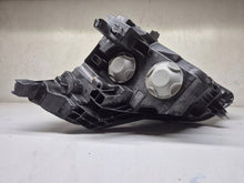 Laden Sie das Bild in den Galerie-Viewer, Frontscheinwerfer Ford Transit Courier R2X613W030 Links Scheinwerfer Headlight SCH7604638111cj