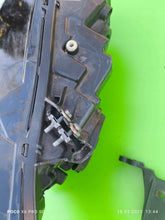 Load image into Gallery viewer, Frontscheinwerfer Ford Mondeo DS7313W030AE Links Scheinwerfer Headlight SCH2684177723ra