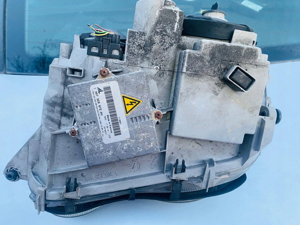 Frontscheinwerfer Mercedes-Benz W203 A2038201461 Xenon Rechts Headlight SCH6986314222yk
