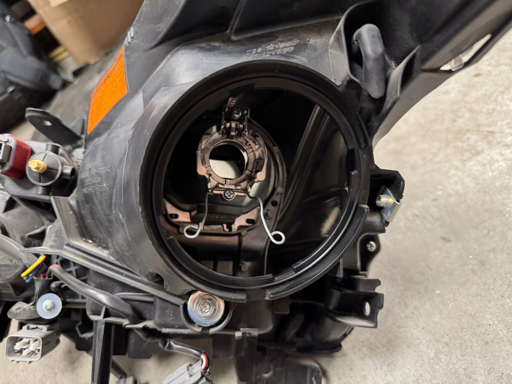 Frontscheinwerfer Citroën C4 Aircross 1608386980 1608874480 1608874380 Rechts SCH2464727687mh