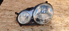 Laden Sie das Bild in den Galerie-Viewer, Frontscheinwerfer Toyota 4 IV Polo 6Q1941008M Ein Stück (Rechts oder Links)