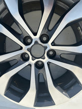 Load image into Gallery viewer, 1x Alufelge 17 Zoll 7.0" 5x114.3 43ET Glanz 403007202R Renault Megane Iv FEL3520651956gw