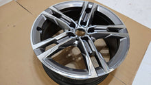 Laden Sie das Bild in den Galerie-Viewer, 1x Alufelge 18 Zoll 5x112 8053524 BMW F40 Rim Wheel FEL2807767003nq