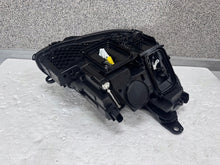 Laden Sie das Bild in den Galerie-Viewer, Frontscheinwerfer Mercedes-Benz W213 2139062506 Links Scheinwerfer Headlight SCH7198186677by