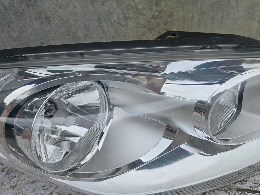 Frontscheinwerfer Kia Venga 92102-1P000 Rechts Scheinwerfer Headlight