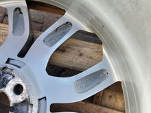 Load image into Gallery viewer, 1x Alufelge 20 Zoll Land Rover Evoque Rim Wheel FEL8536011548fg