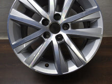 Load image into Gallery viewer, 1x Alufelge 15 Zoll 6.0&quot; 5x100 40ET 6R0601025BE VW Polo Rim Wheel