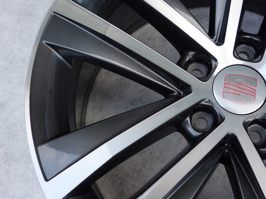 4x Alufelge 18 Zoll 7.5" 5x112 35ET Glanz Graphit 7N0601025F Mg Alhambra