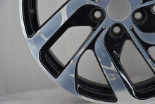 Laden Sie das Bild in den Galerie-Viewer, 1x Alufelge 19 Zoll 5.0" 5x112 43ET Glanz Schwarz 6856894 BMW Rim Wheel FEL2656951711ua