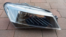 Load image into Gallery viewer, Frontscheinwerfer Skoda Superb III 3V1941016A Bi-Xenon Rechts Headlight