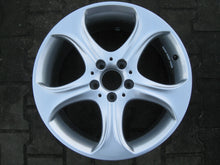 Laden Sie das Bild in den Galerie-Viewer, 1x Alufelge 18 Zoll 8.5&quot; 5x112 56ET A20554010700 Mercedes-Benz Rim Wheel