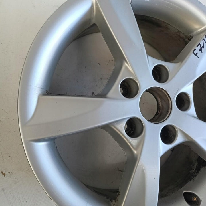 1x Alufelge 16 Zoll 6.5" 5x112 43ET Glanz Silber 8V5071496 Audi A3 Rim Wheel FEL1906050180aq