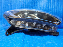 Laden Sie das Bild in den Galerie-Viewer, Frontscheinwerfer Renault Captur I 260107244R Full LED Rechts Headlight SCH3261057293nk