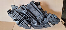 Laden Sie das Bild in den Galerie-Viewer, Frontscheinwerfer BMW 2 Active Tourer U06 5A42247-01 Full LED Links Headlight SCH3420976574pd