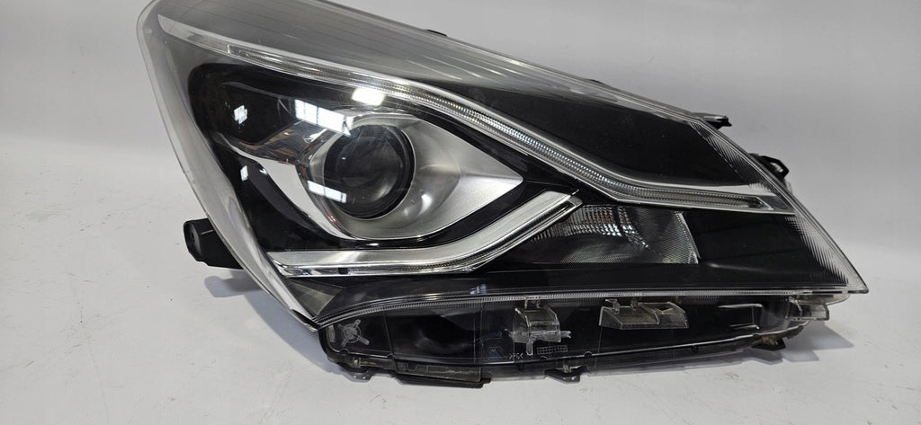 Frontscheinwerfer Toyota Yaris Rechts Scheinwerfer Headlight