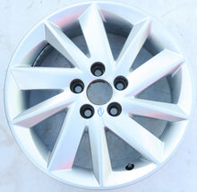 Laden Sie das Bild in den Galerie-Viewer, 1x Alufelge 15 Zoll 6.0&quot; 5x100 38ET 6J0601025M Seat Ibiza Rim Wheel
