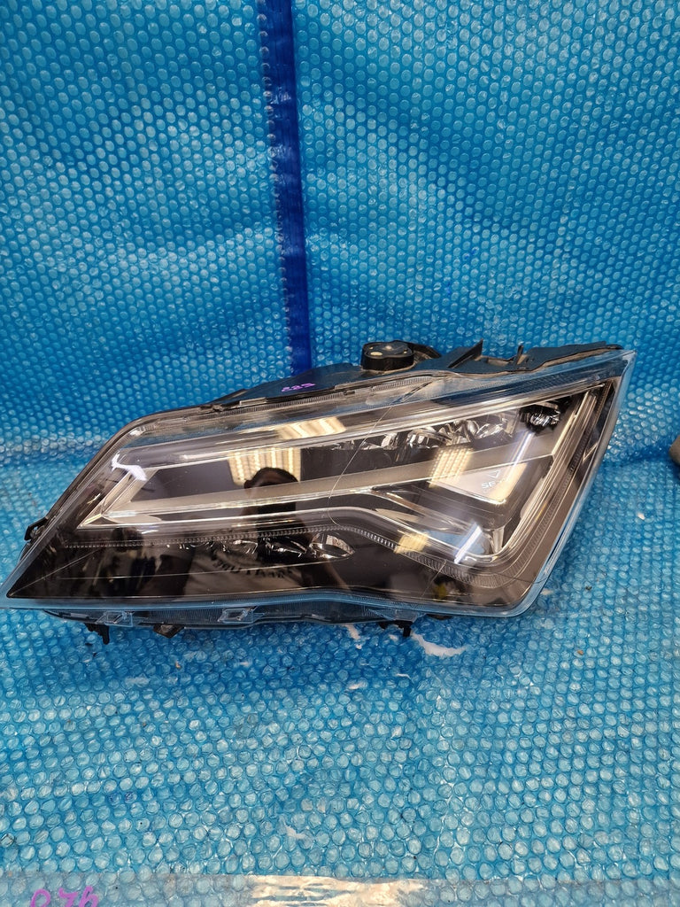 Frontscheinwerfer Seat Ateca 90117433A 576941007F LED Links Headlight