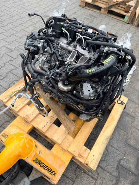 Motor Peugeot 5008 II YH01 17TKm 2024 Diesel Engine Komplett MOT3187921630hm