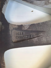 Load image into Gallery viewer, 1x Alufelge 17 Zoll 7N0601025C VW Sharan Rim Wheel