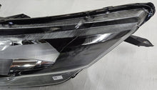 Laden Sie das Bild in den Galerie-Viewer, Frontscheinwerfer Iveco Daily IV 05802476874 Links Scheinwerfer Headlight SCH4290979997et