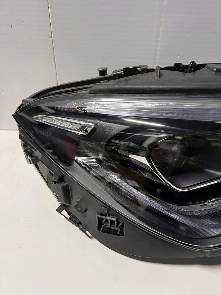 Frontscheinwerfer Mercedes-Benz X118 C118 A1189063200 LED Rechts Headlight