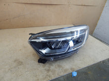 Laden Sie das Bild in den Galerie-Viewer, Frontscheinwerfer Renault Captur I 260606152R Links Scheinwerfer Headlight SCH1470949884ar