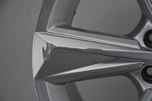 Load image into Gallery viewer, 1x Alufelge 19 Zoll 8.5&quot; 5x112 23ET Glanz Silber 4M0601025BN Audi Rim Wheel