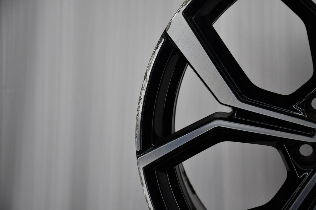 1x Alufelge 18 Zoll 7.5" 5x100 51ET Glanz Schwarz 2G0601025 VW Polo Rim Wheel FEL3019650439dp