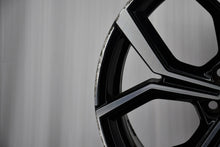Laden Sie das Bild in den Galerie-Viewer, 1x Alufelge 18 Zoll 7.5" 5x100 51ET Glanz Schwarz 2G0601025 VW Polo Rim Wheel FEL3019650439dp