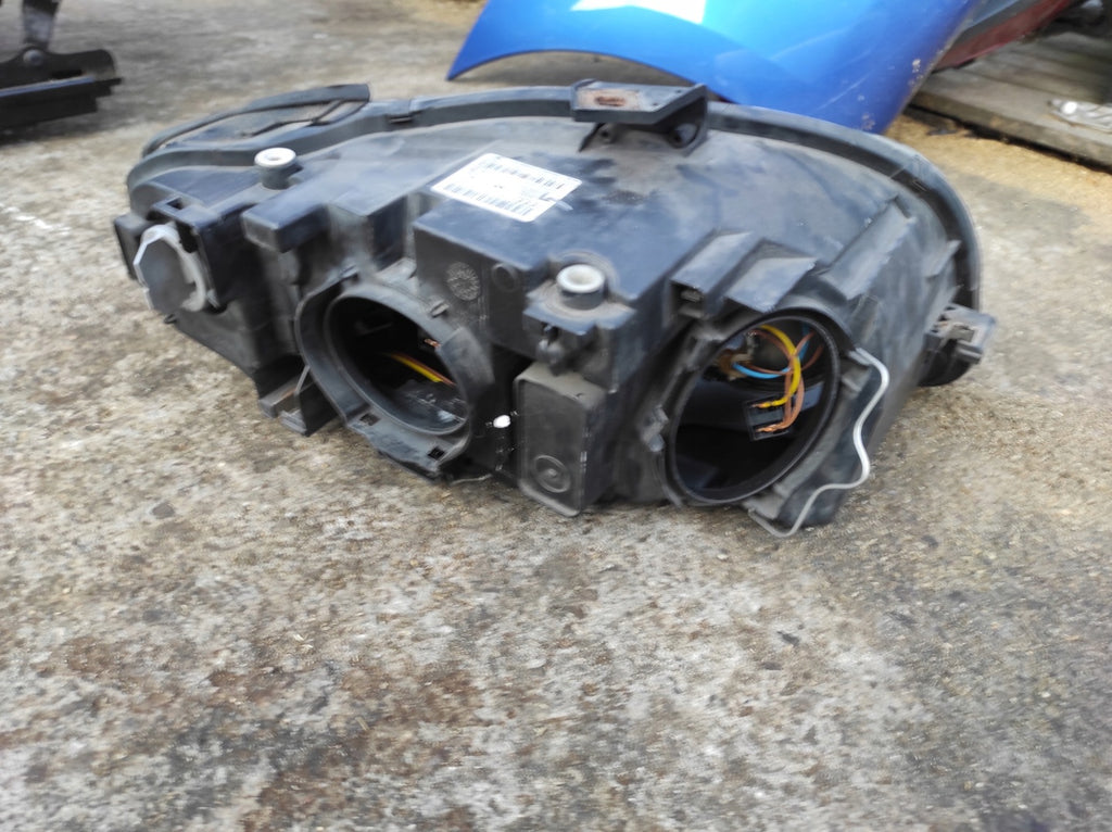 Frontscheinwerfer Audi A4 B7 8E0941003 Links Scheinwerfer Headlight