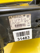 Load image into Gallery viewer, Frontscheinwerfer VW Touareg 7P1941754 Xenon Rechts Scheinwerfer Headlight SCH4319134124qp