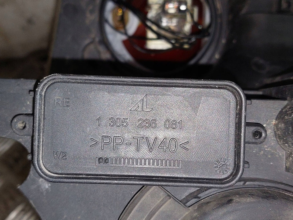 Frontscheinwerfer Opel Zafira B 1305236081 Links Scheinwerfer Headlight