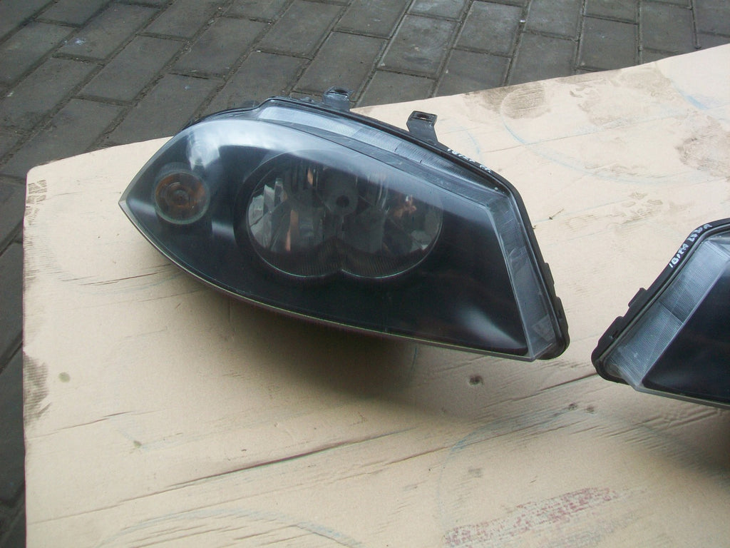 Frontscheinwerfer Seat Cordoba Ibiza III 89306231 LED Rechts oder Links