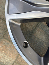 Laden Sie das Bild in den Galerie-Viewer, 1x Alufelge 17 Zoll 7.0" 5x112 48 5ET A2054010800 Mercedes-Benz W205 Rim Wheel FEL4326370828bp