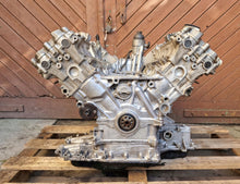 Laden Sie das Bild in den Galerie-Viewer, Motor Audi A6 C6 BXA 5.2 FSI 435PS 320kW Benzin Engine Unkomplett