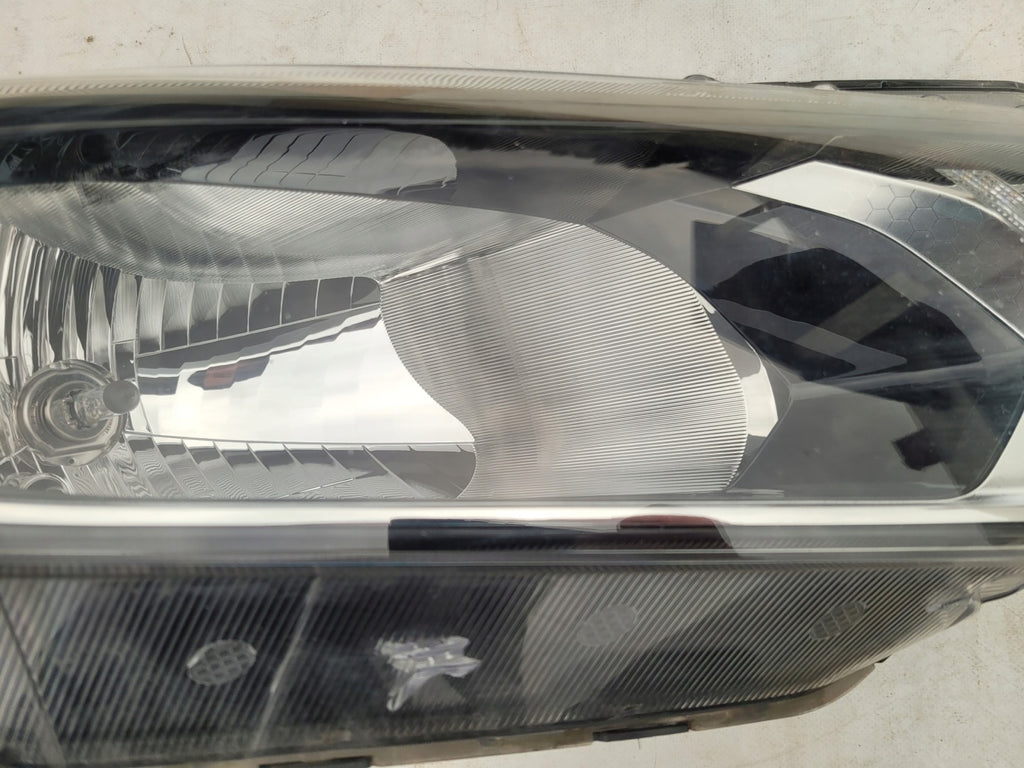 Frontscheinwerfer Hyundai I20 III 92102-Q0000 Rechts Scheinwerfer Headlight SCH4813621392ye