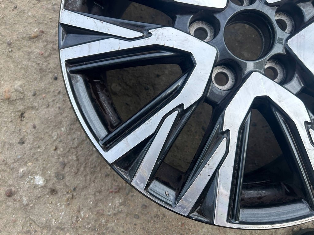 1x Alufelge 17 Zoll 5x114.3 PW4570D007 Toyota Yaris Cross Rim Wheel FEL6258516424ei